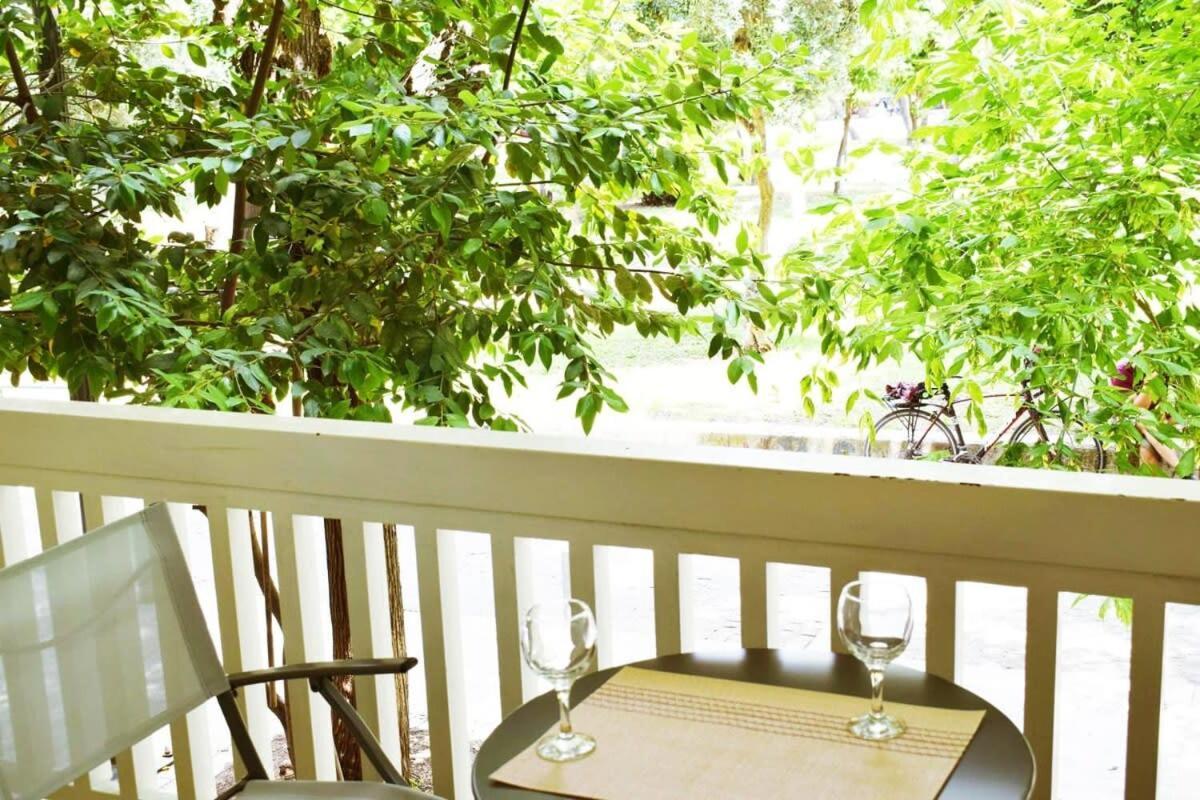 Stylish Apt In The Historic Heart Of The City Ateny Zewnętrze zdjęcie